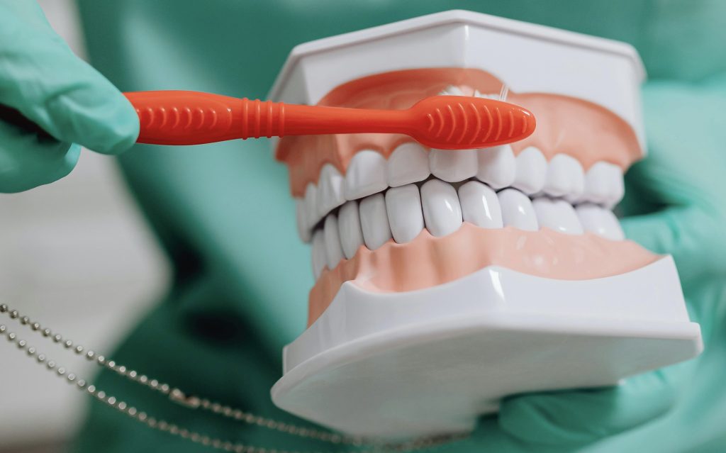 Qué pasta dental es mejor para encías inflamadas